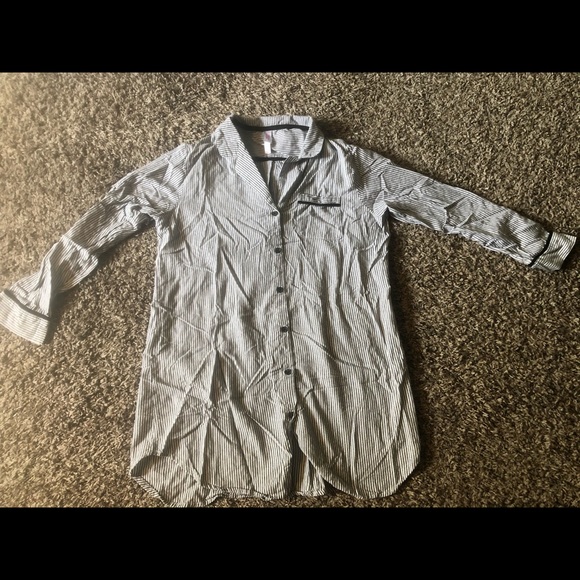 Pin stripe sleep tunic - Picture 1 of 2